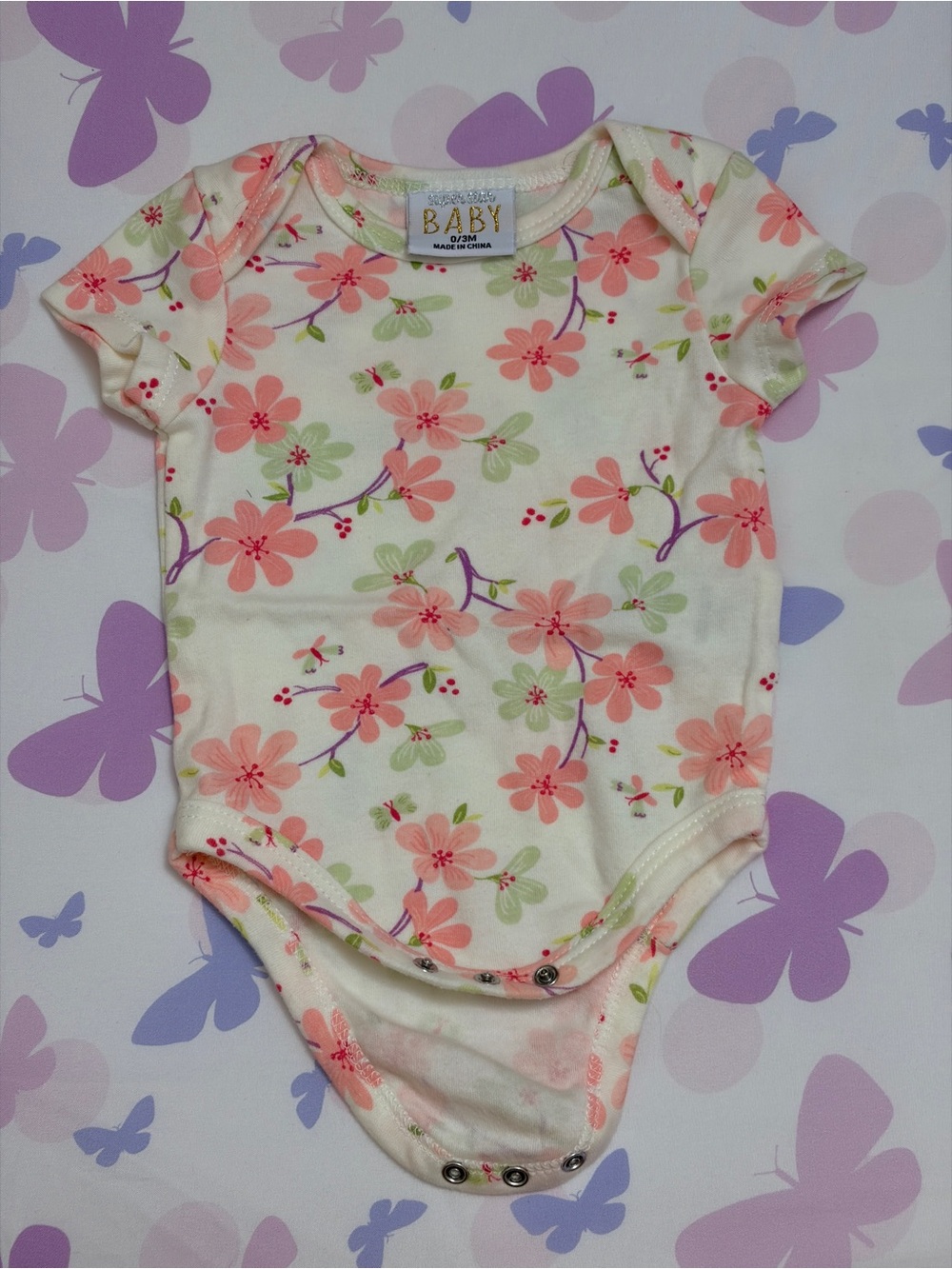 Floral Short-Sleeve One-Piece Bodysuit in Cream and Pink